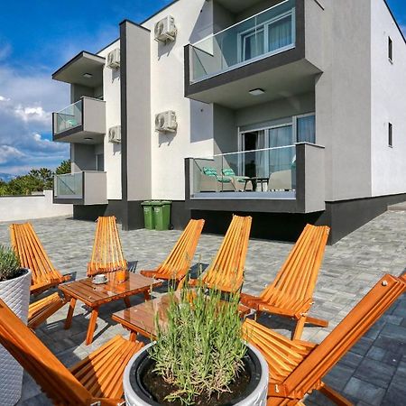 Luxury Apartments Hills Вир Екстериор снимка