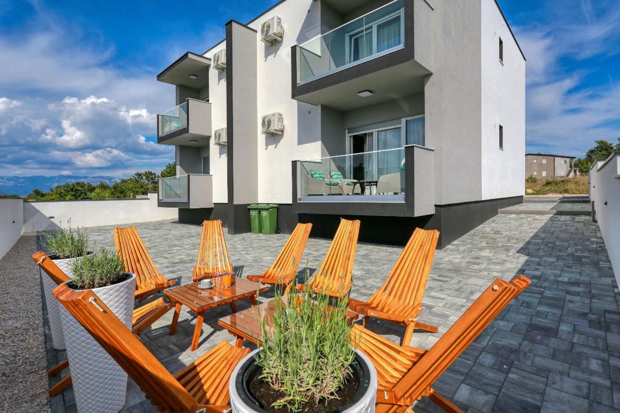 Luxury Apartments Hills Вир Екстериор снимка